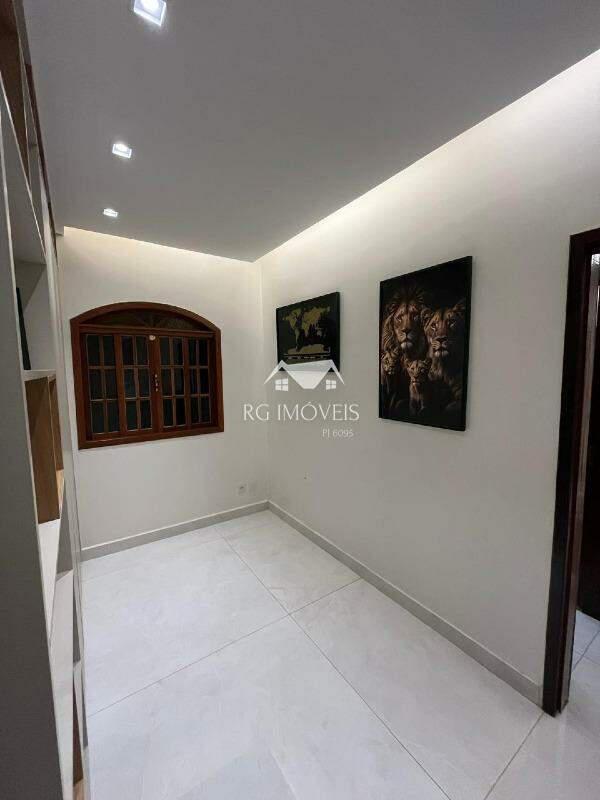 Casa, Conjunto Habitacional Bueno Franco, 3 Quartos, 4 Vagas