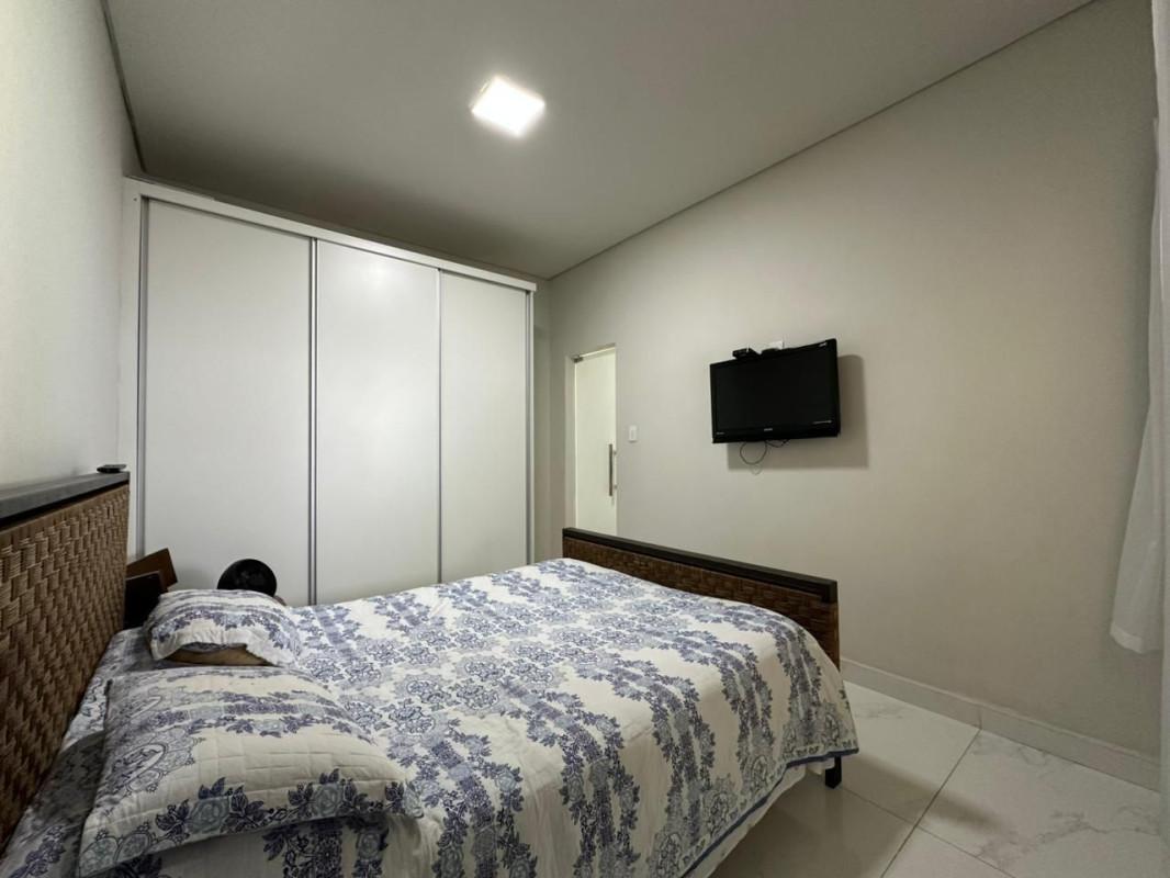 Casa, João Pinheiro, 3 Quartos, 1 Vaga, 1 Suíte