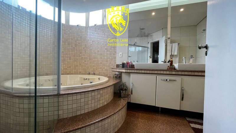 Casa, Paquetá, 4 Quartos, 5 Vagas, 2 Suítes
