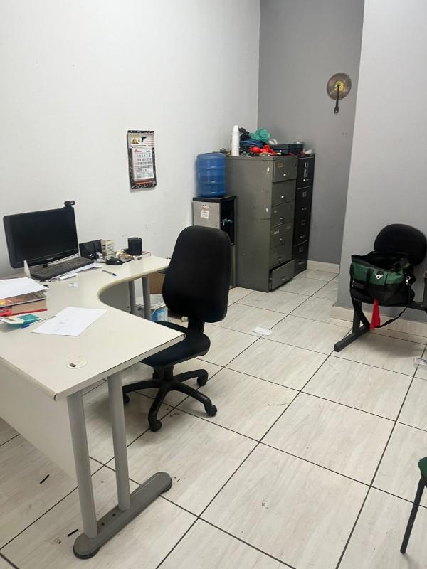 Casa, Eldorado, 3 Quartos, 6 Vagas, 1 Suíte