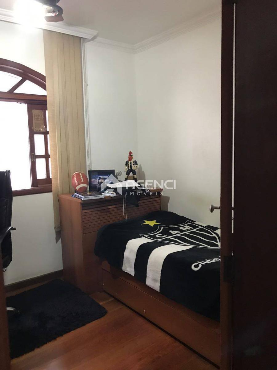 Casa, Santa Maria, 3 Quartos, 0 Vaga, 1 Suíte