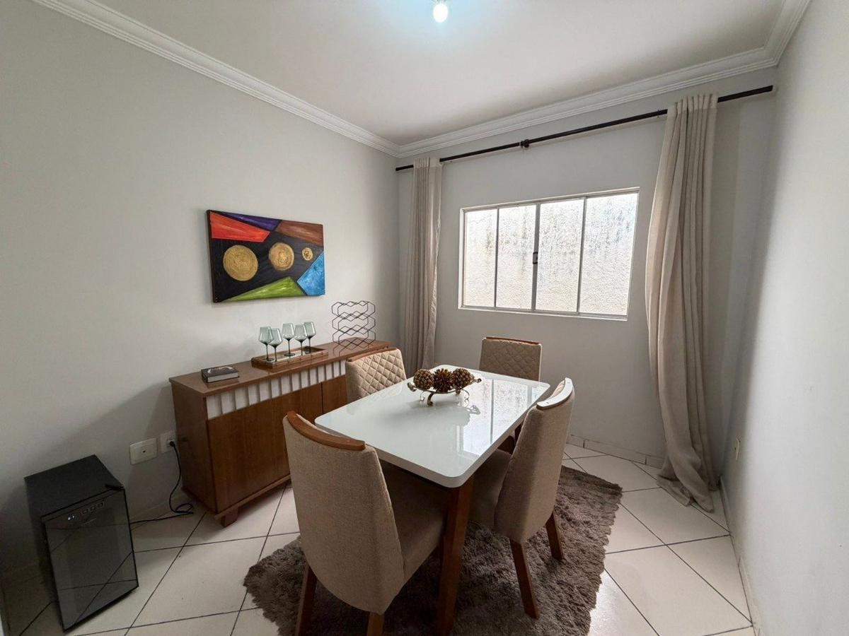 Casa, Europa, 3 Quartos, 3 Vagas, 1 Suíte