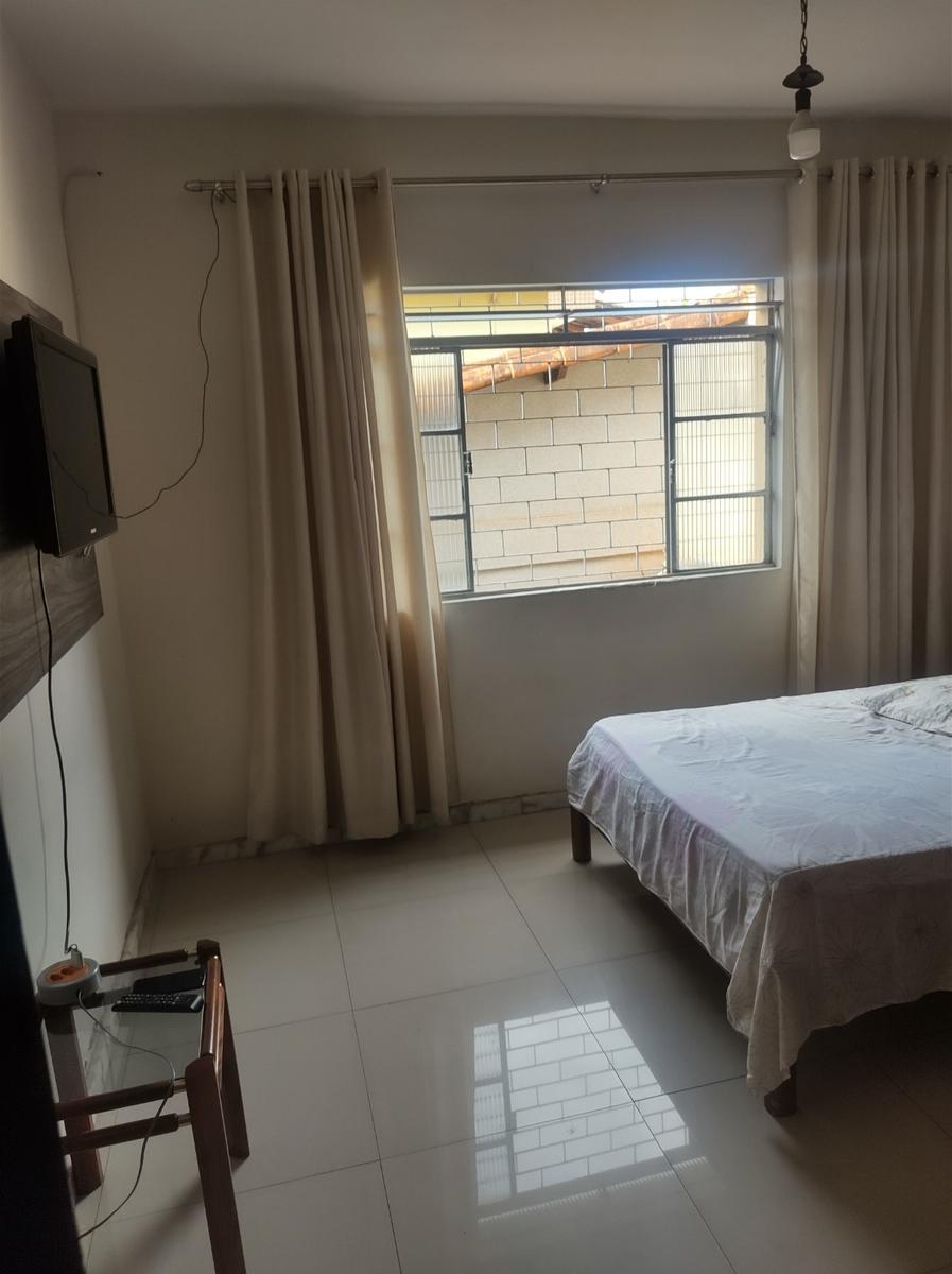 Casa, Planalto, 3 Quartos, 4 Vagas, 1 Suíte
