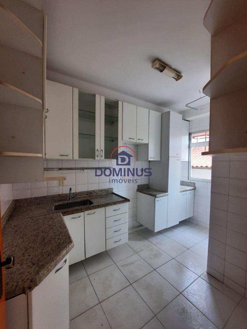 Apartamento, Floresta, 2 Quartos, 1 Vaga