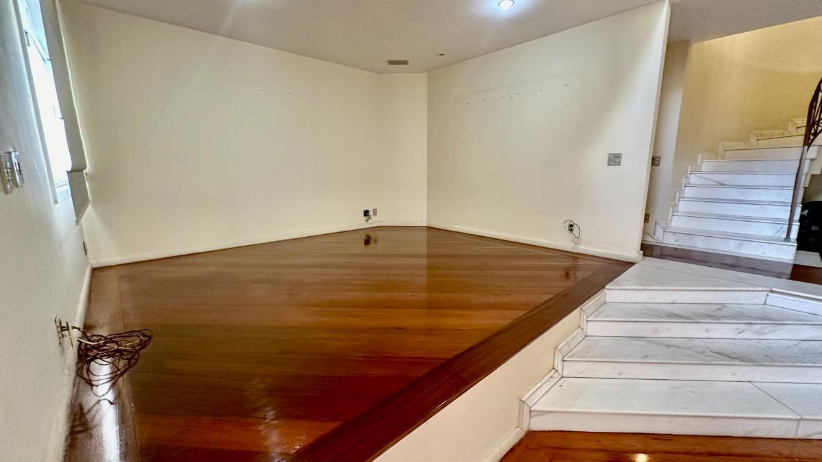 Casa, Bandeirantes (pampulha), 5 Quartos, 10 Vagas, 3 Suítes