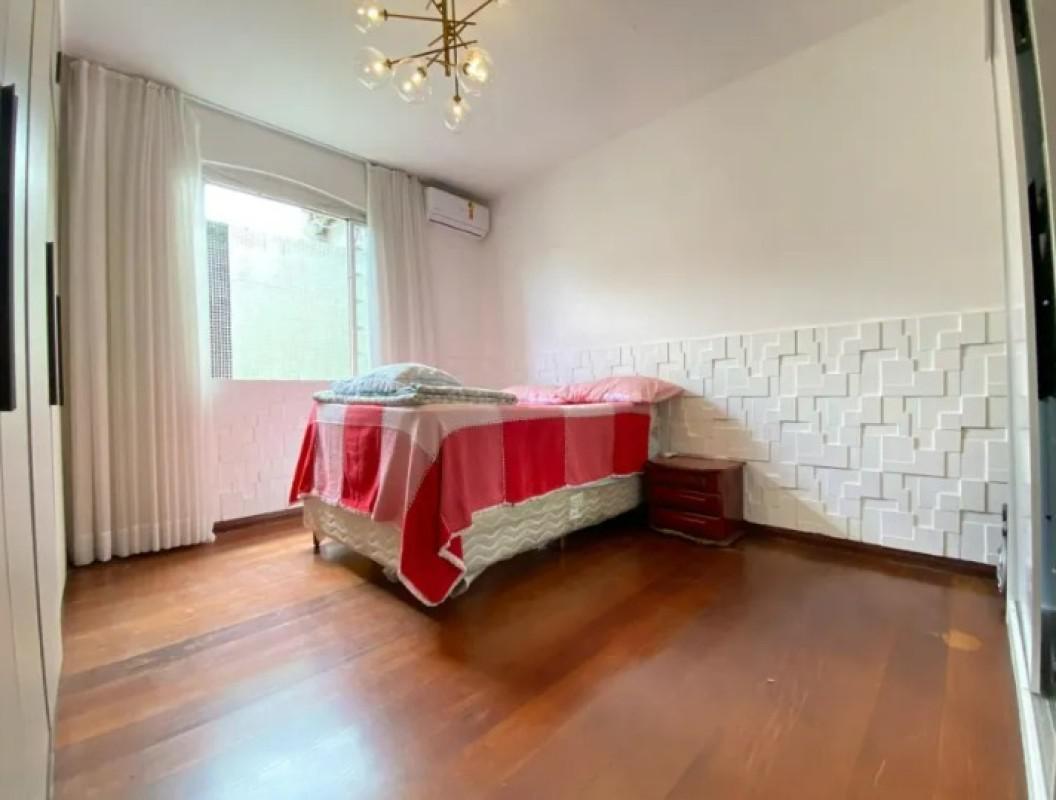 Casa, Planalto, 4 Quartos, 5 Vagas, 2 Suítes