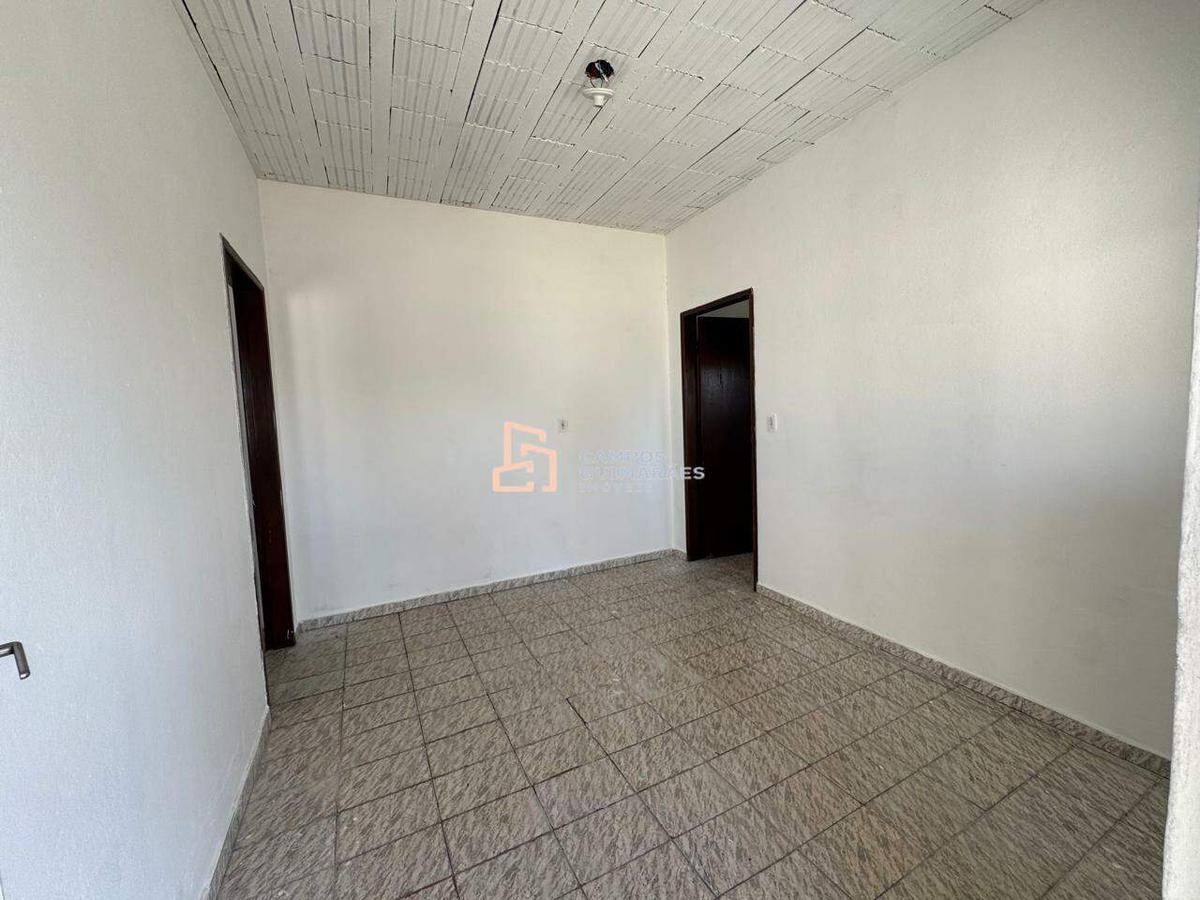 Casa, Jatobá (barreiro), 1 Quarto, 10 Vagas