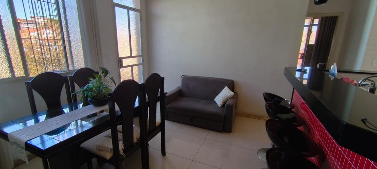 Casa, Cachoeirinha, 6 Quartos, 4 Vagas, 2 Suítes
