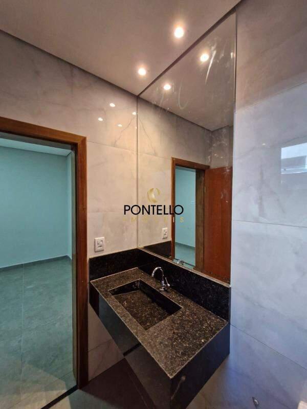 Casa, Jardim Arizona, 3 Quartos, 2 Vagas, 1 Suíte