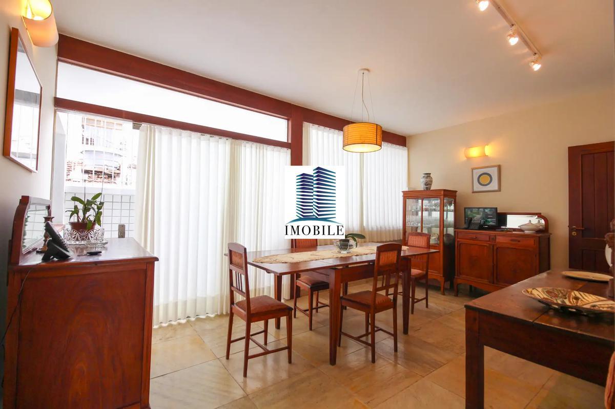 Casa, Serra, 4 Quartos, 5 Vagas, 1 Suíte