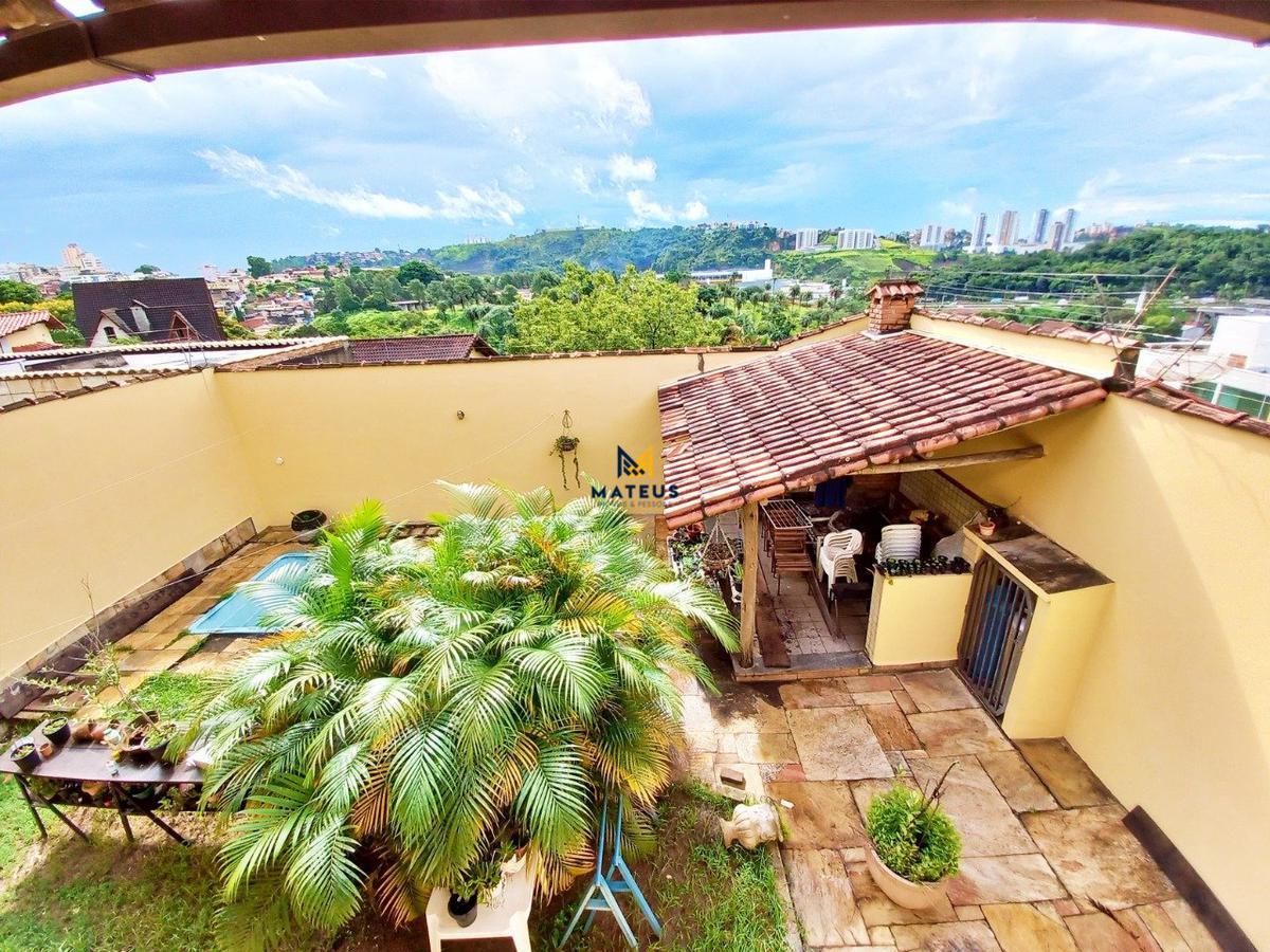 Casa, Alto Caiçaras, 3 Quartos, 5 Vagas, 1 Suíte