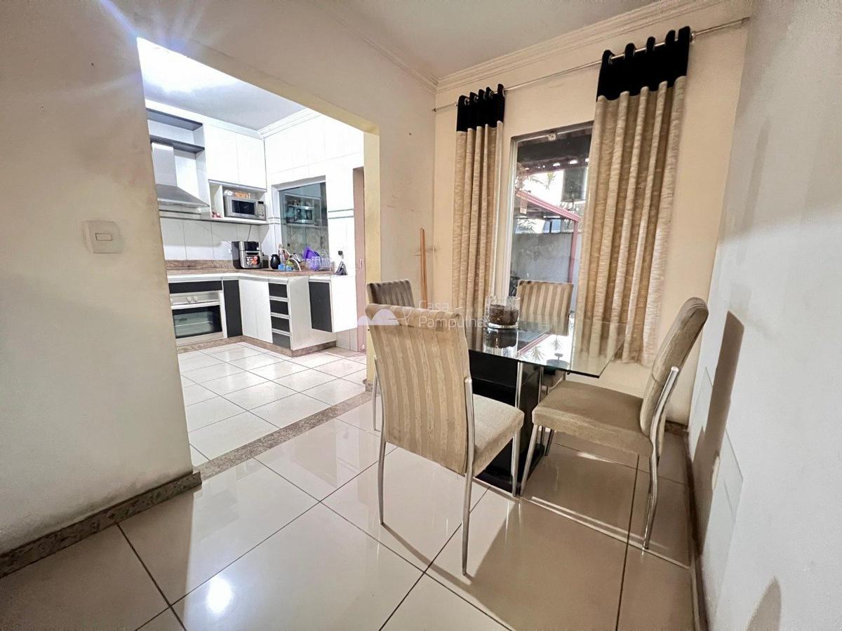 Casa, Santa Branca, 3 Quartos, 2 Vagas, 1 Suíte