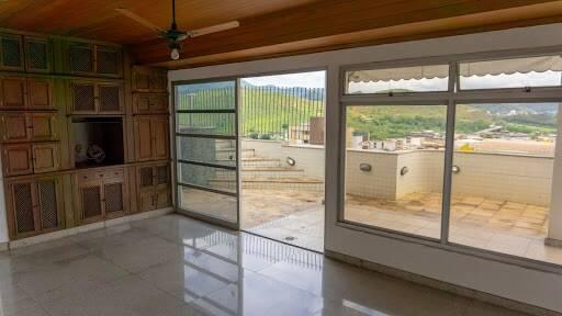 Cobertura, Centro, 5 Quartos, 2 Vagas, 3 Suítes