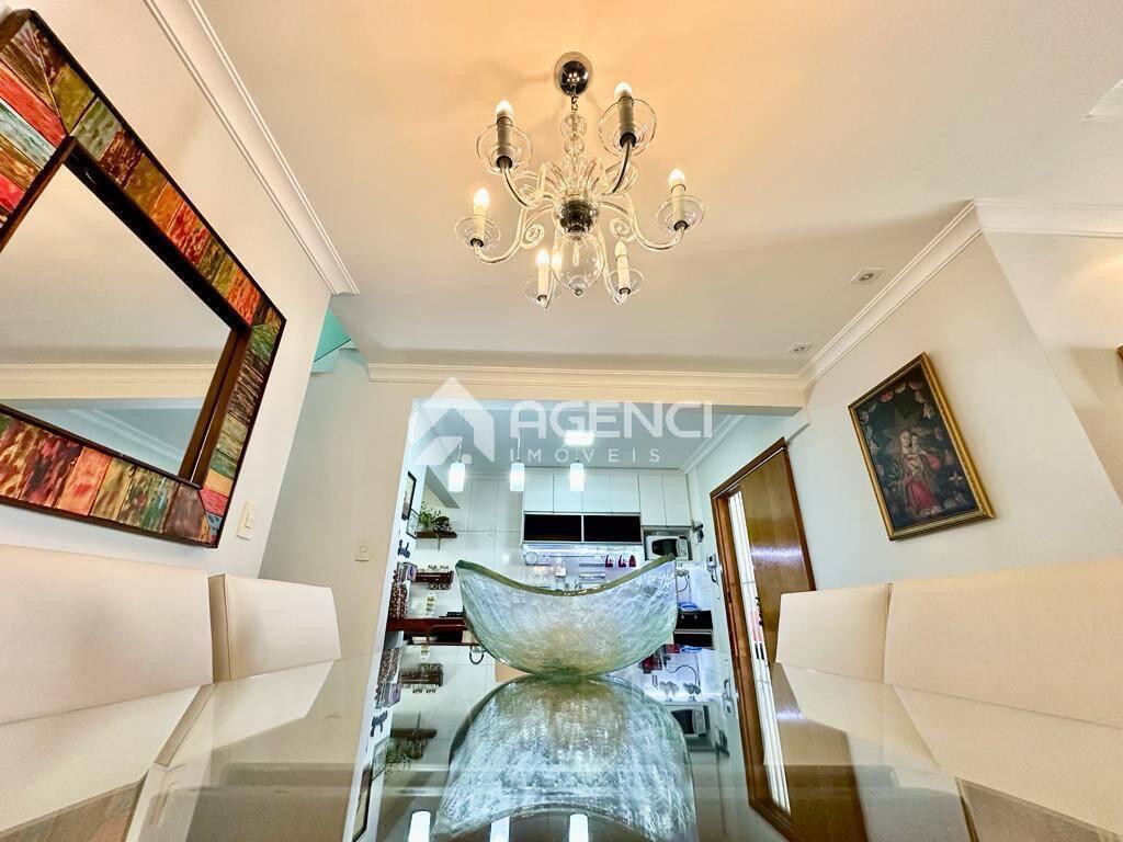 Casa, Cabral, 3 Quartos, 0 Vaga, 2 Suítes