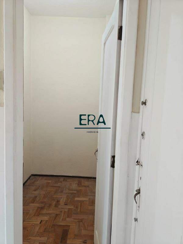 Apartamento, Centro, 2 Quartos, 0 Vaga