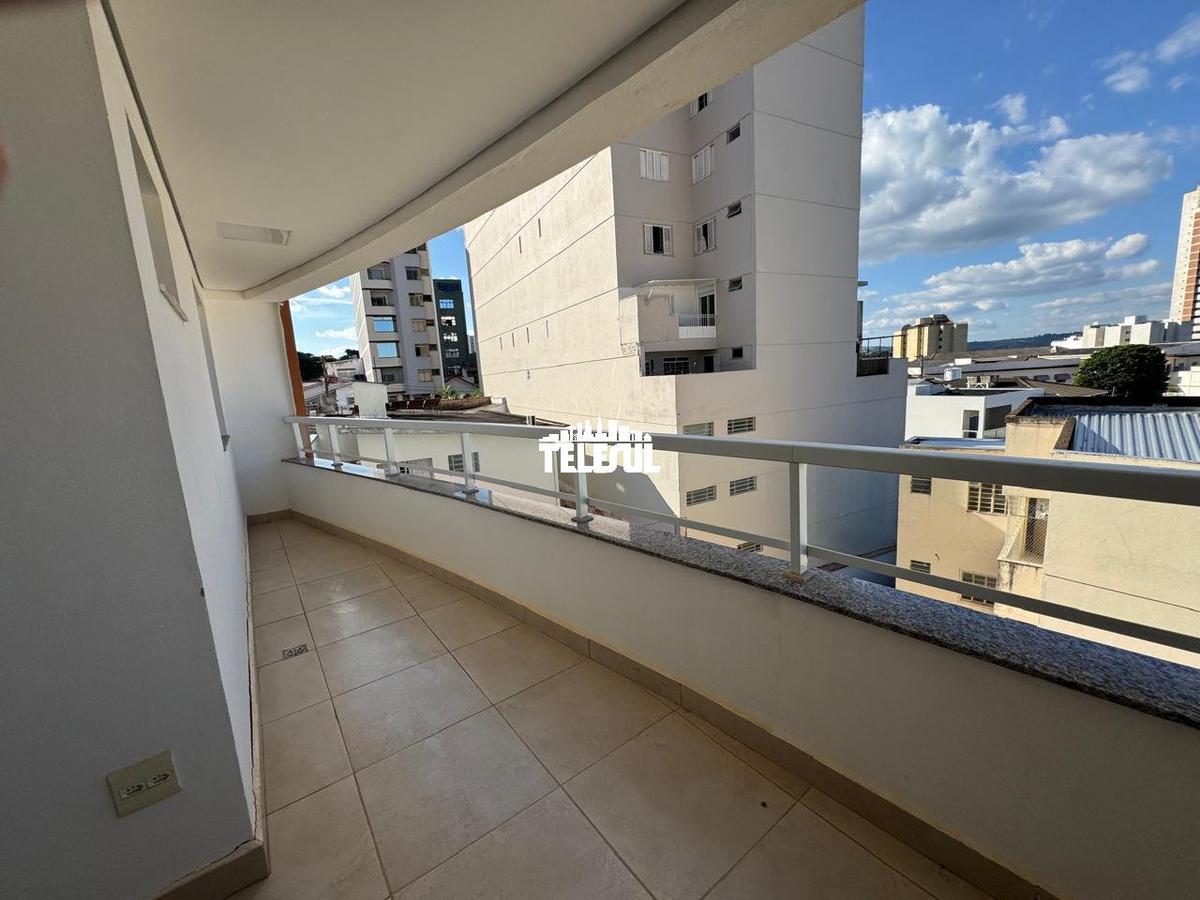Apartamento, Centro, 2 Quartos, 2 Vagas, 1 Suíte