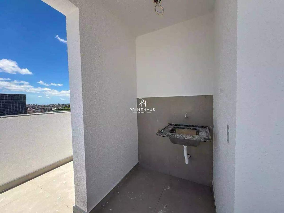 Cobertura, Jardim Industrial, 3 Quartos, 2 Vagas, 1 Suíte