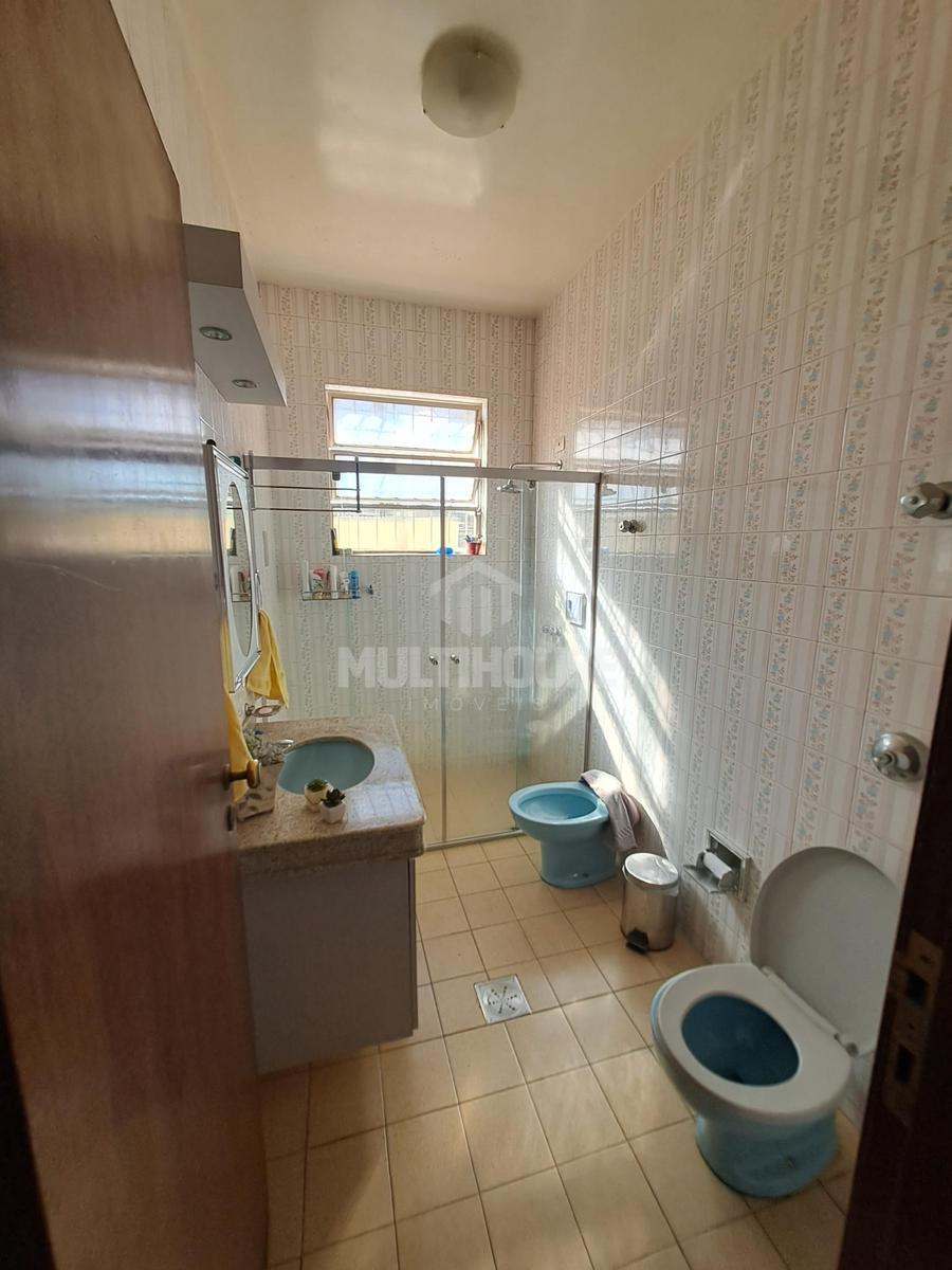 Casa, Carlos Prates, 3 Quartos, 2 Vagas, 1 Suíte