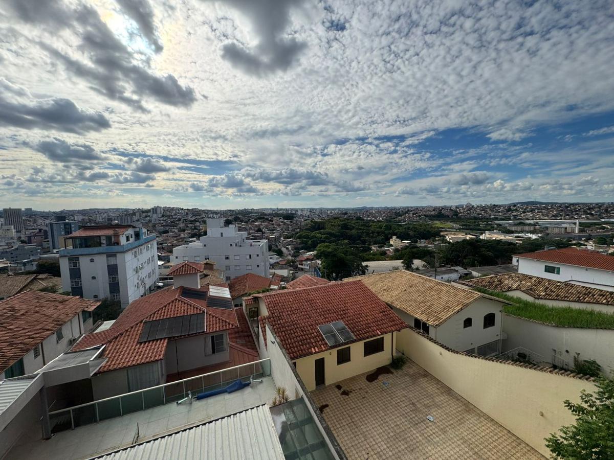 Apartamento, Fernão Dias, 2 Quartos, 0 Vaga, 1 Suíte