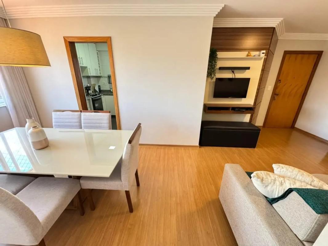 Apartamento, Sagrada Família, 3 Quartos, 2 Vagas, 1 Suíte