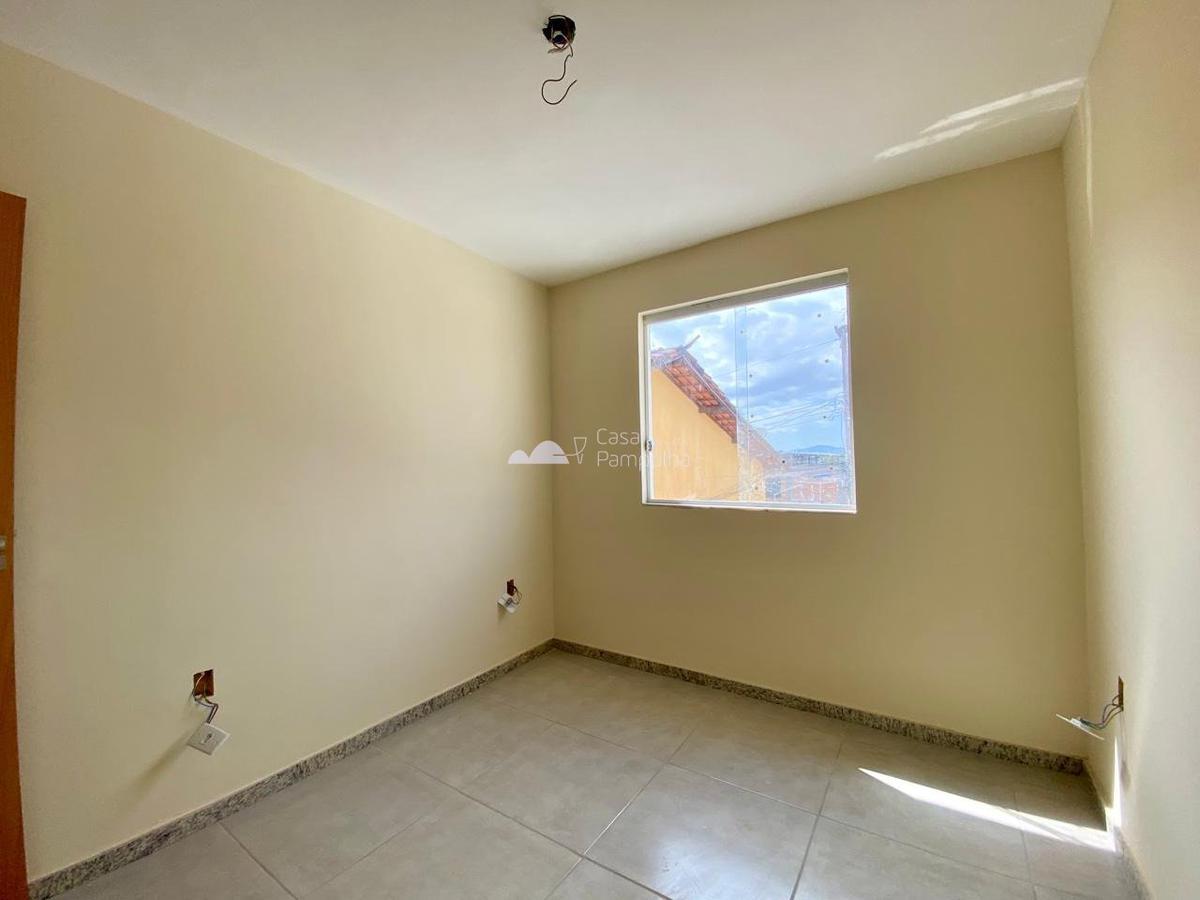 Casa, Jardim dos Comerciários, 2 Quartos, 3 Vagas