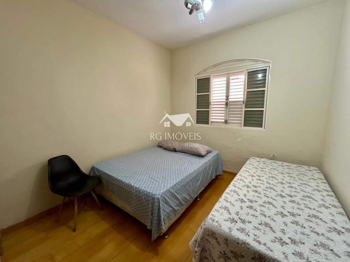 Casa, Milionários, 3 Quartos, 4 Vagas, 1 Suíte