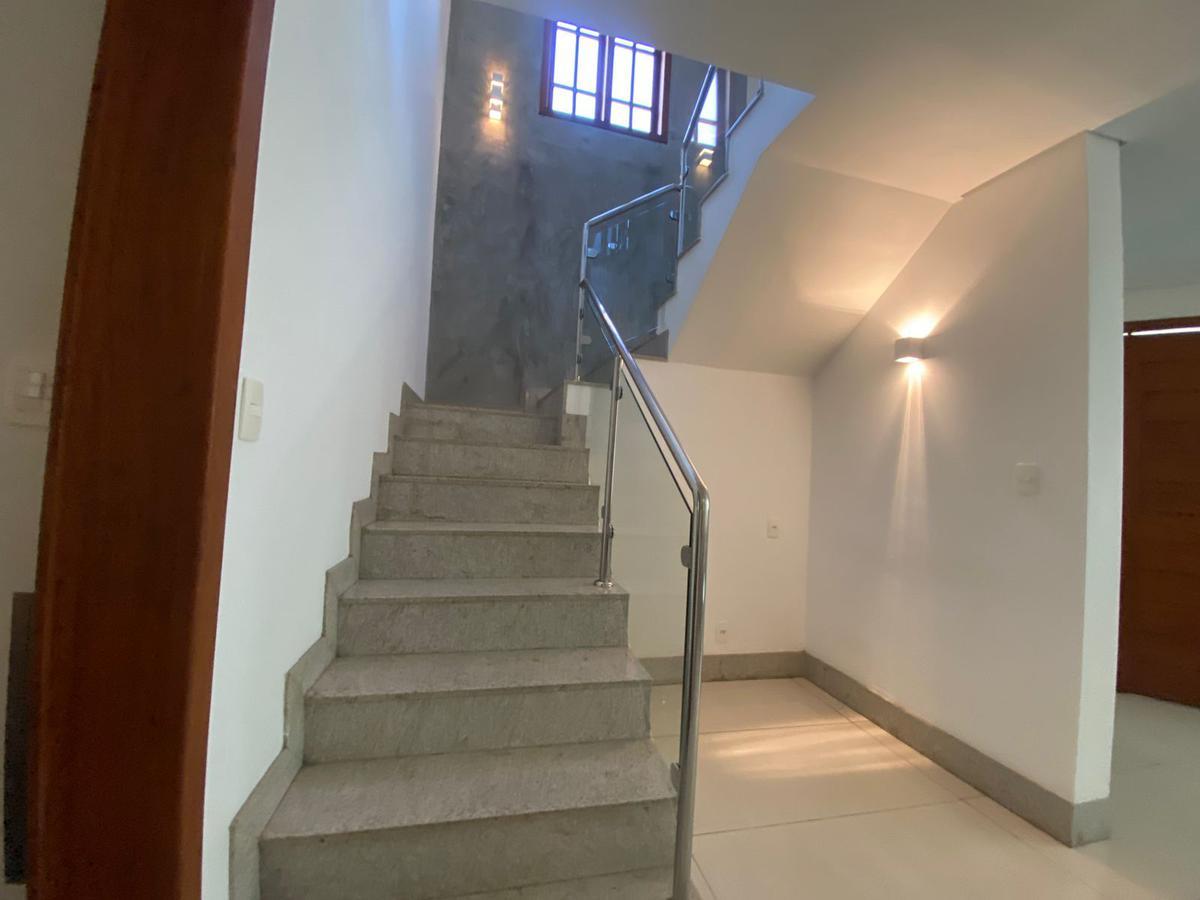 Casa, Nova Vista, 3 Quartos, 3 Vagas, 1 Suíte