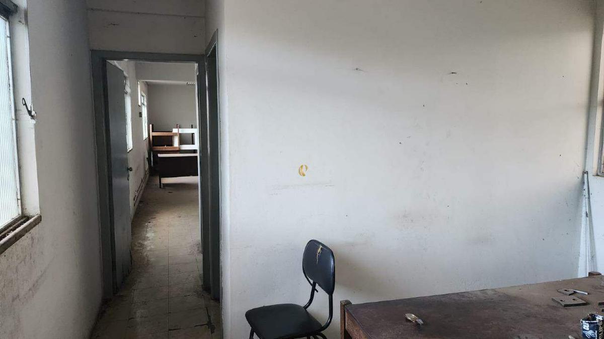 Galpão, Califórnia, 0 Quarto, 0 Vaga