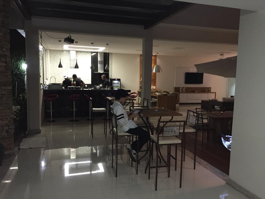 Casa, Brasiléia, 4 Quartos, 4 Vagas, 1 Suíte