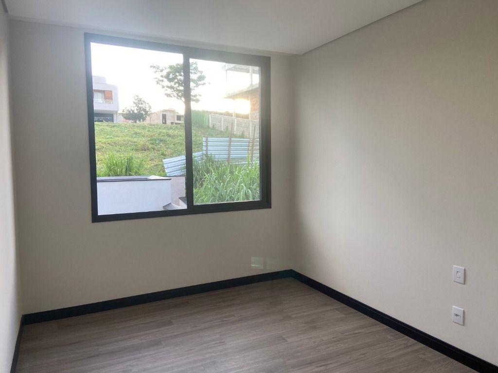 Casa, Condomínio Alphaville, 4 Quartos, 4 Vagas, 4 Suítes