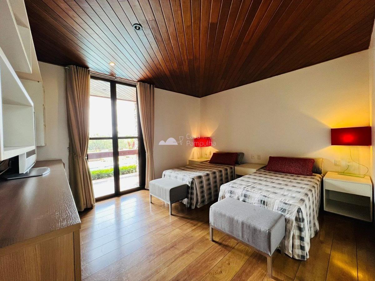 Casa, Jardim Atlântico, 4 Quartos, 8 Vagas, 3 Suítes