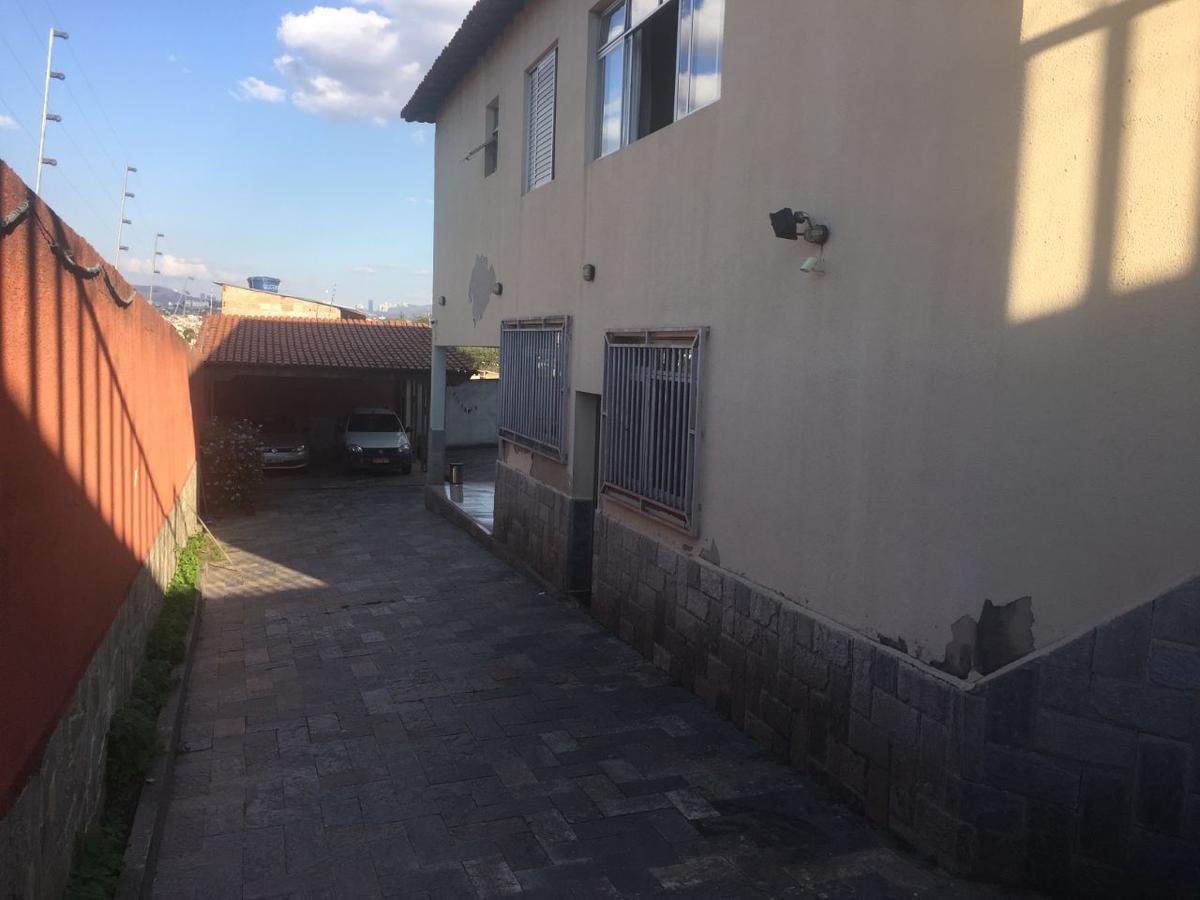 Casa, Coqueiros, 4 Quartos, 7 Vagas, 1 Suíte