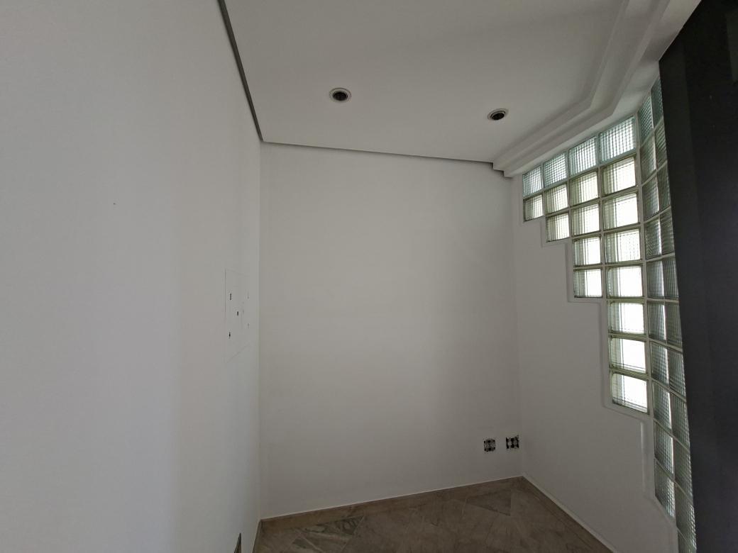 Sala, Santa Efigênia, 0 Quarto, 0 Vaga