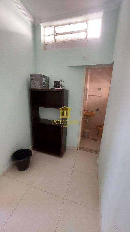 Casa, Floresta, 3 Quartos, 0 Vaga, 2 Suítes