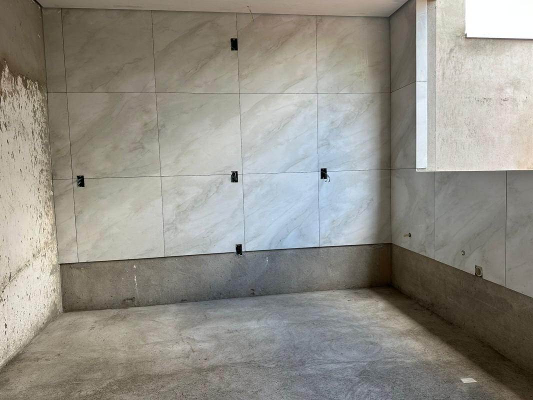 Casa, Monte Verde, 2 Quartos, 2 Vagas, 1 Suíte