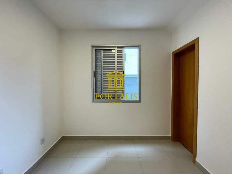 Apartamento, Vila Paris, 2 Quartos, 2 Vagas, 2 Suítes