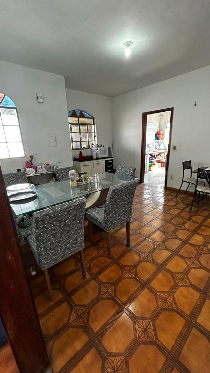 Casa, Jardim Leblon, 3 Quartos, 2 Vagas, 1 Suíte
