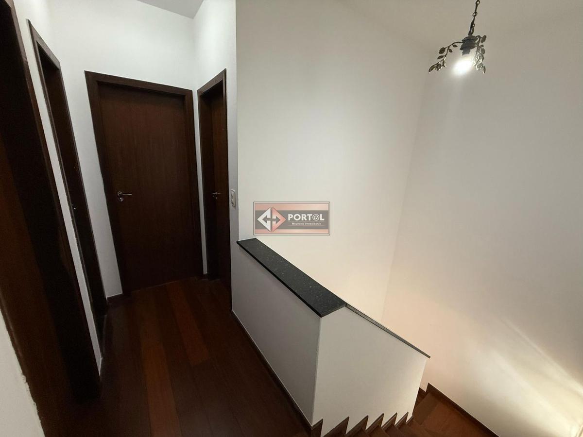Casa, Itapoã, 3 Quartos, 4 Vagas, 1 Suíte
