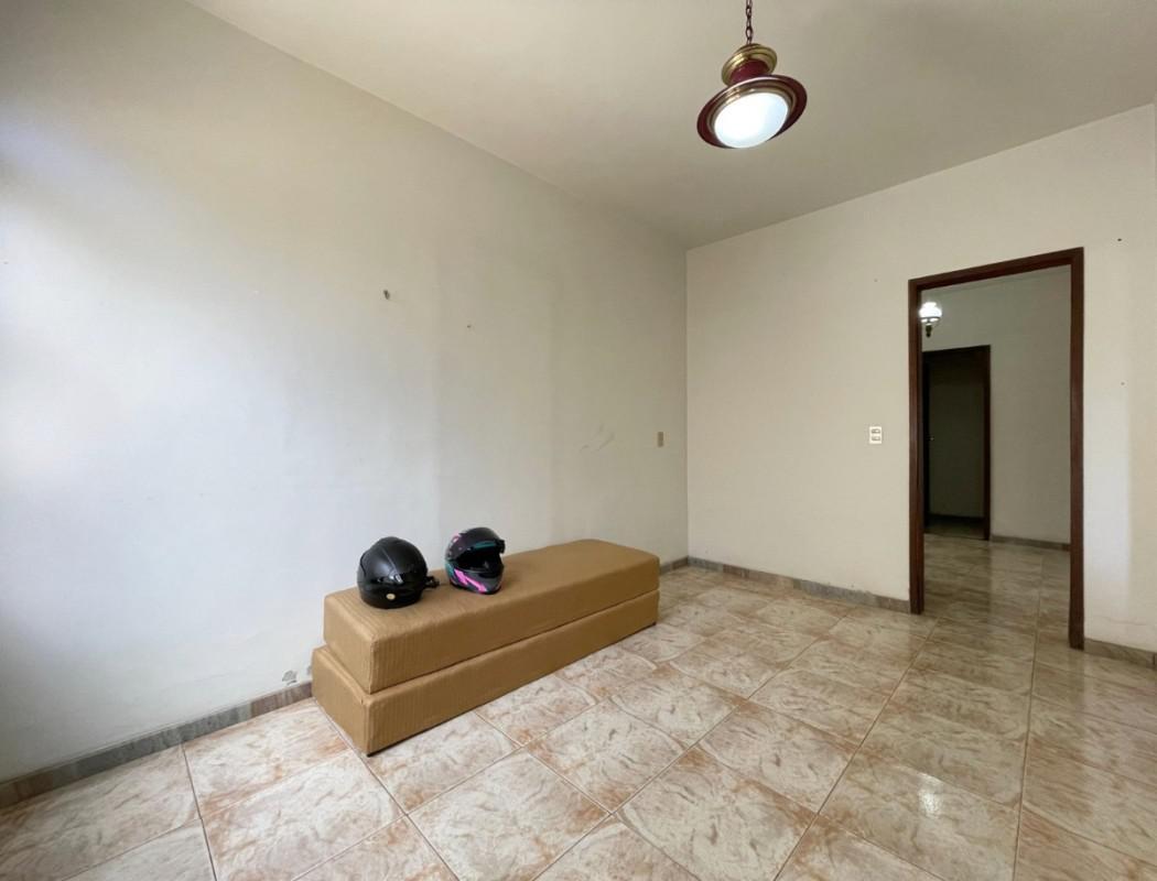 Casa, Jardim Leblon, 3 Quartos, 3 Vagas, 1 Suíte