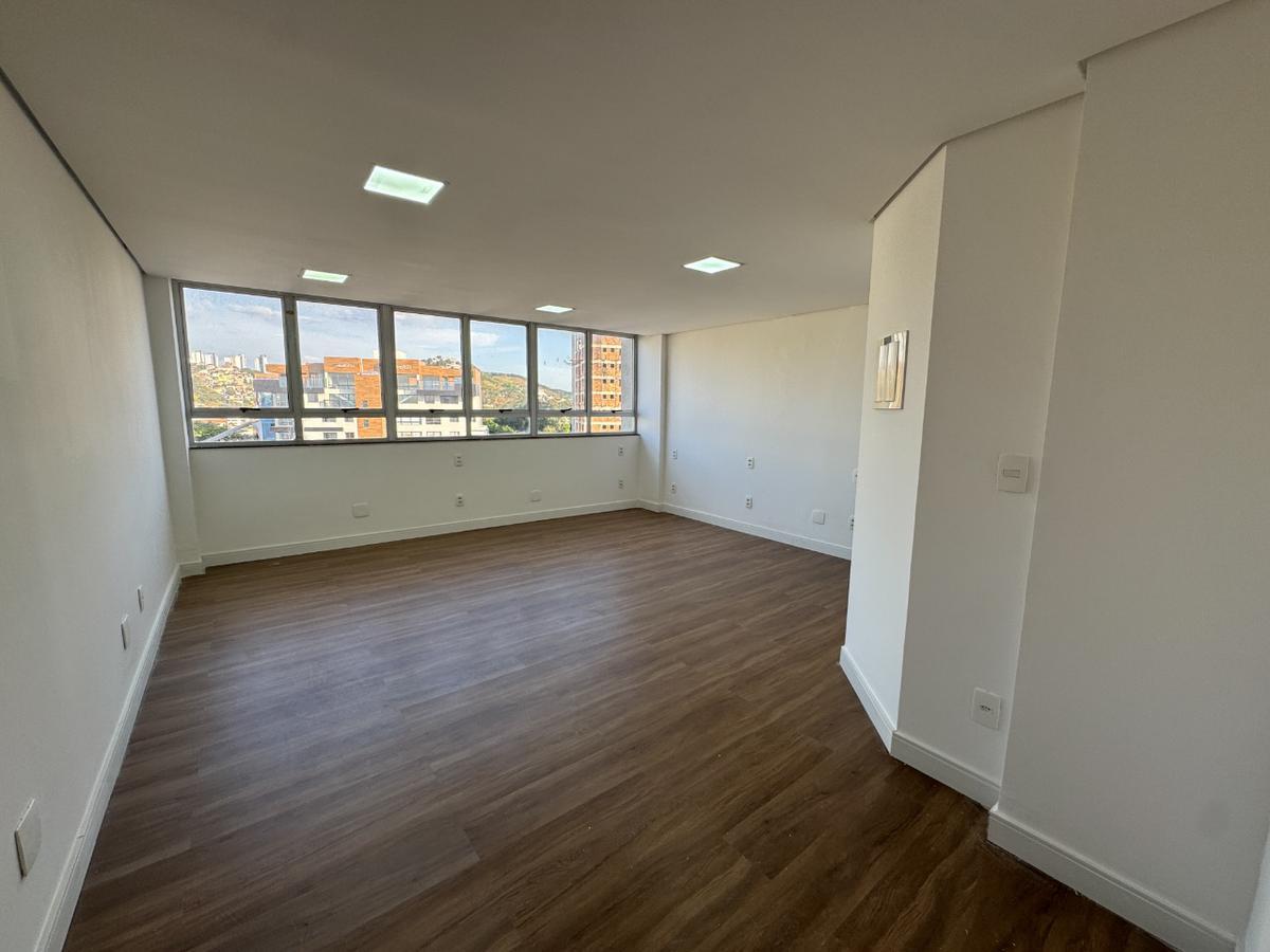 Sala, Ouro Preto, 0 Quarto, 1 Vaga