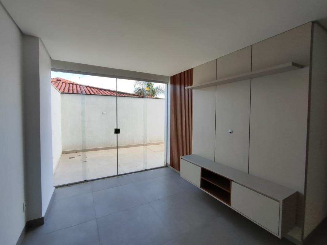 Apartamento, Castelo, 4 Quartos, 2 Vagas, 1 Suíte