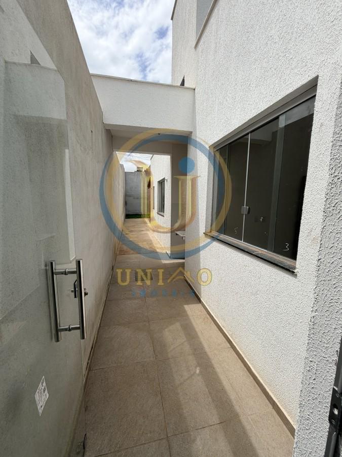 Casa, Centro, 3 Quartos, 2 Vagas, 1 Suíte