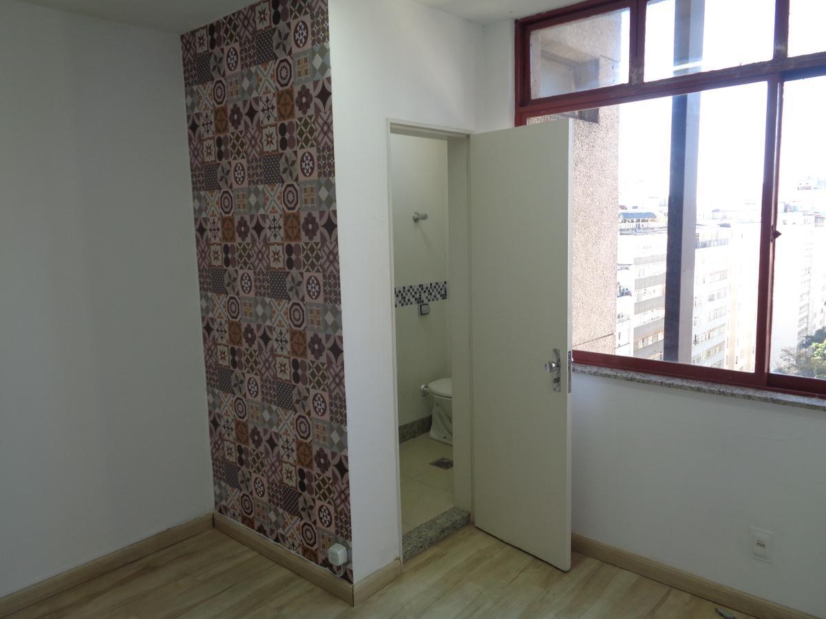 Sala, Centro