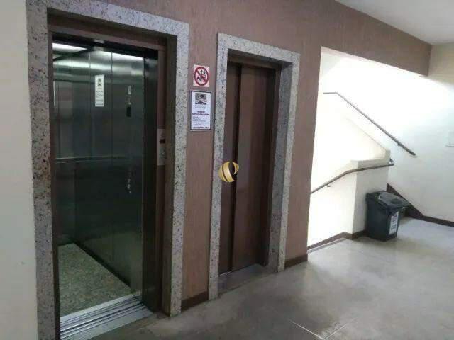 Sala, Centro, 0 Quarto, 0 Vaga, 1 Suíte