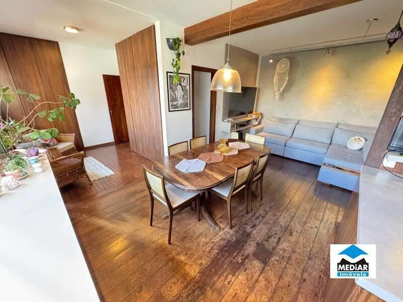 Apartamento, Sagrada Família, 3 Quartos, 1 Vaga, 1 Suíte