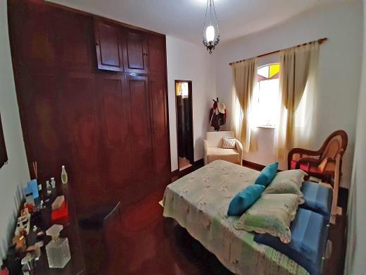 Casa, Cidade Nova, 3 Quartos, 2 Vagas, 1 Suíte