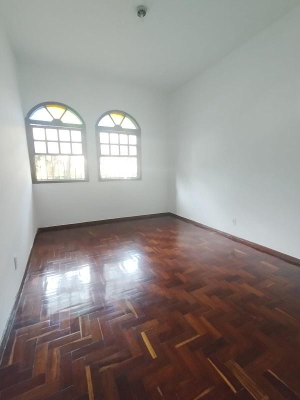 Casa, Cidade Nova, 4 Quartos, 4 Vagas, 1 Suíte