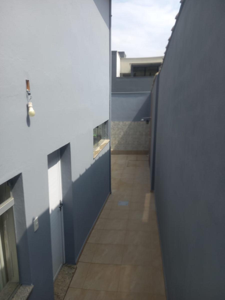 Casa, Centro, 5 Quartos, 4 Vagas, 1 Suíte