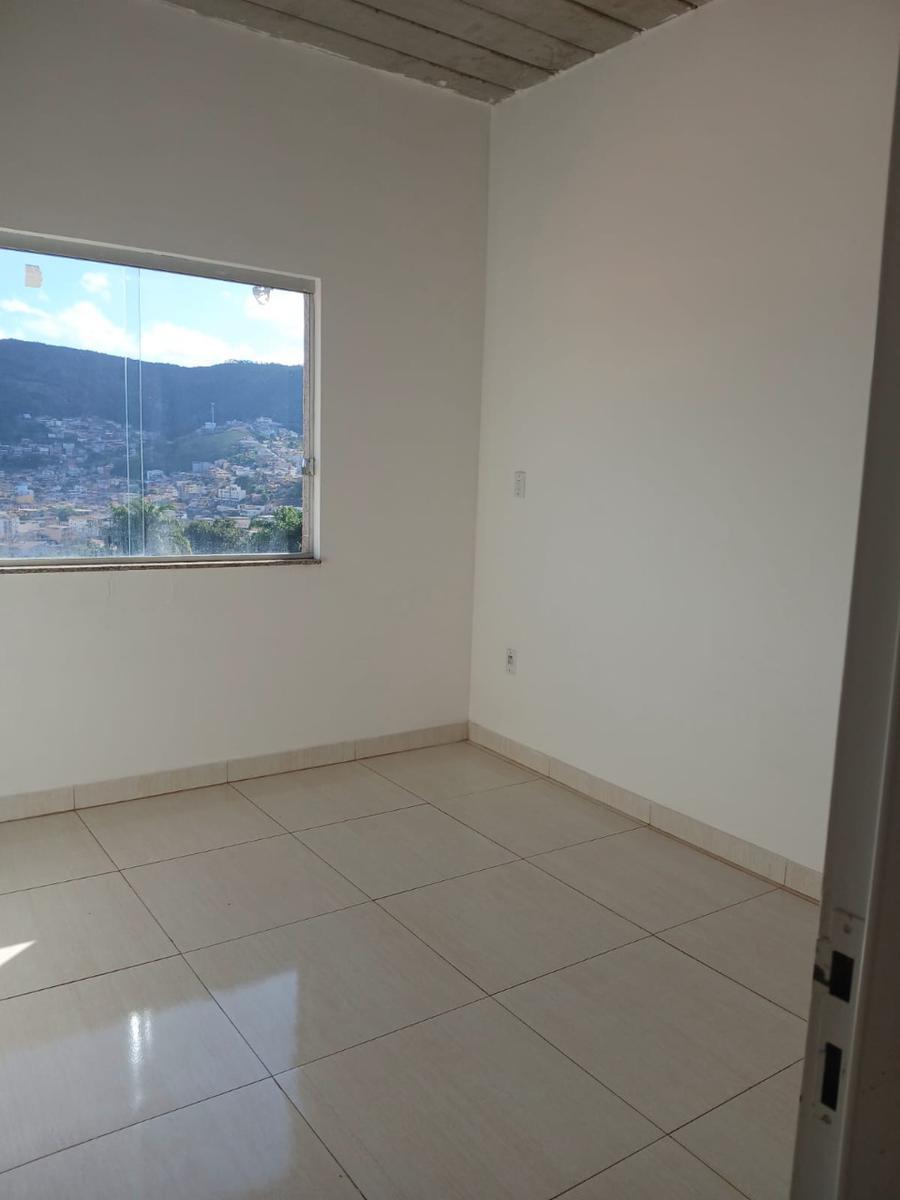 Prédio, Centro, 0 Quarto, 0 Vaga