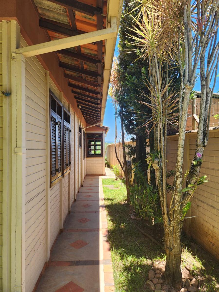 Casa, Novo Itabirito, 3 Quartos, 4 Vagas, 1 Suíte